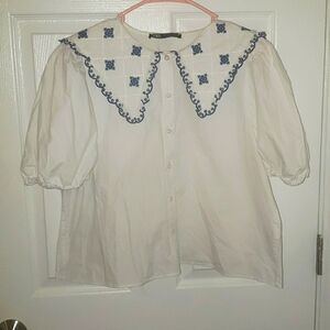 Zara top embroidery  collar size large white and blue
